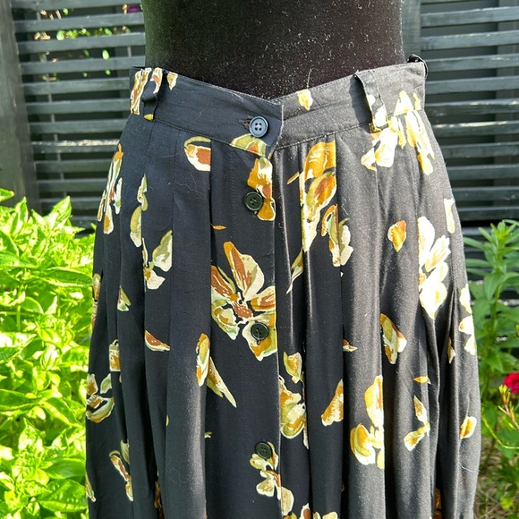 Vintage Together Pistachio Skirt 6 - Picture 7 of 11